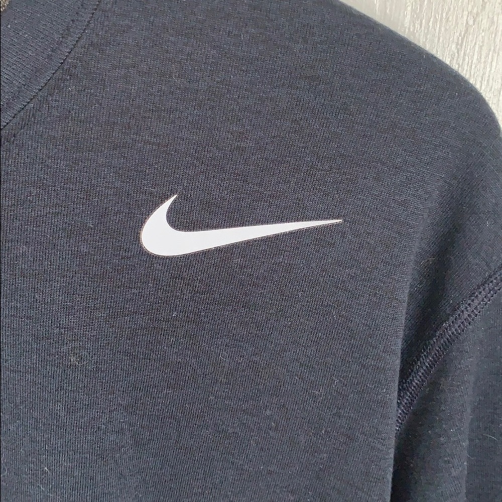 Nike Dri-Fit Long Sleeve Black T-Shirt Size - Picture 2 of 5